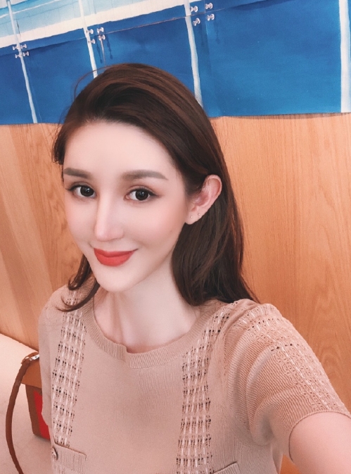 张婉婷的第一张照片--浦城婚介网