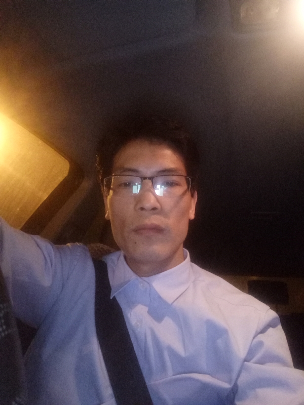 爱也要以诚相待的第三张照片--浦城婚介网