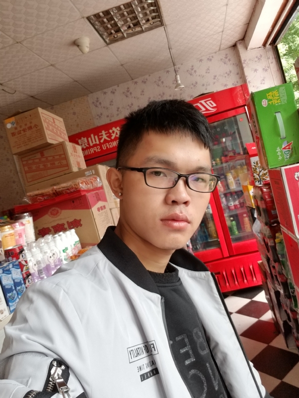 柒年的第一张照片--浦城婚介网