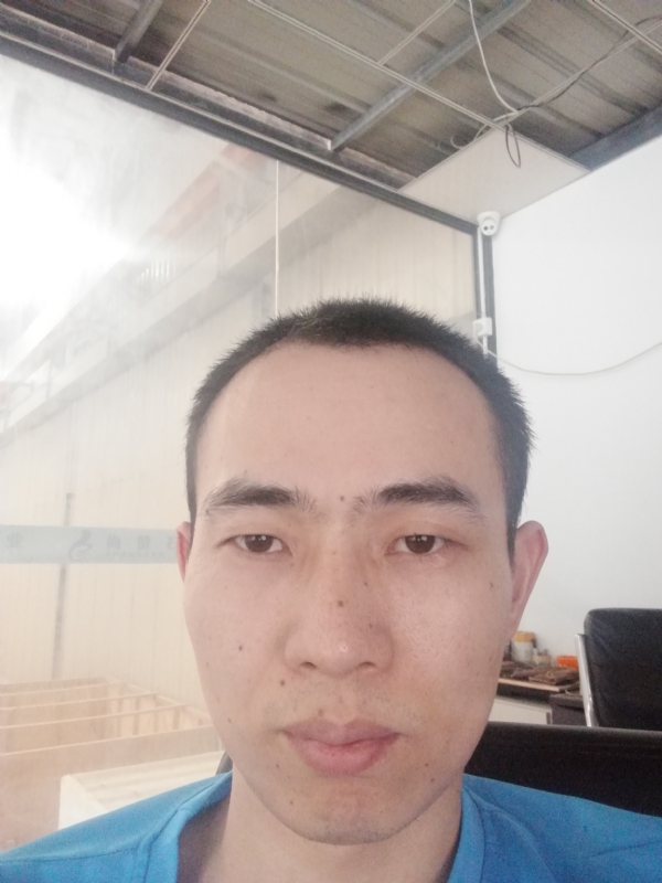合十的第一张照片--浦城婚介网