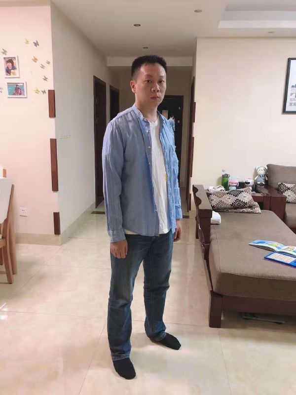以勒的第一张照片--浦城婚介网