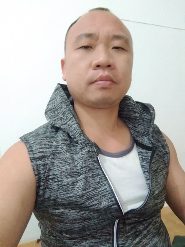 whm的第一张照片--浦城婚介网