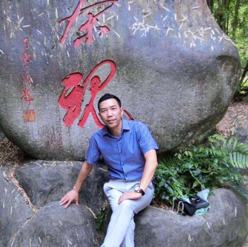 老·黄的第一张照片--浦城婚介网