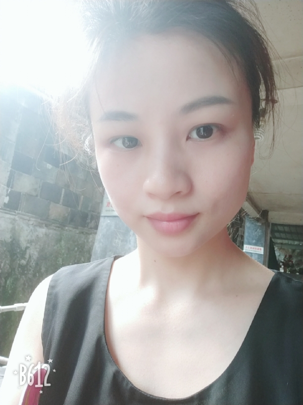 慢慢的第三张照片--浦城婚介网