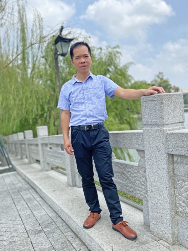 奇峰向阳的第一张照片--浦城婚介网