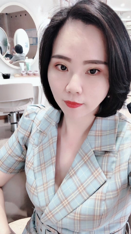 固执的第一张照片--浦城婚介网