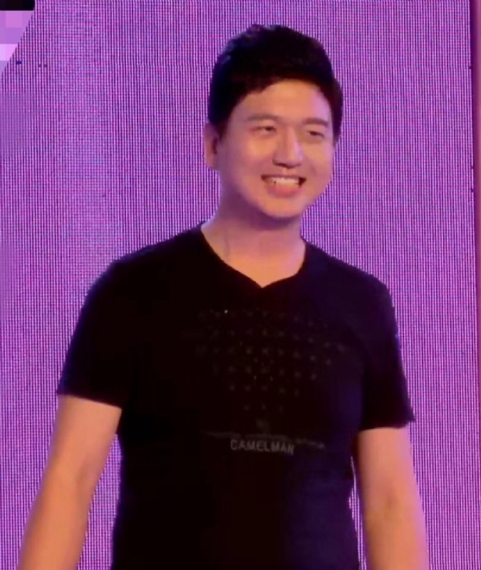 风继续吹的第一张照片--浦城婚介网