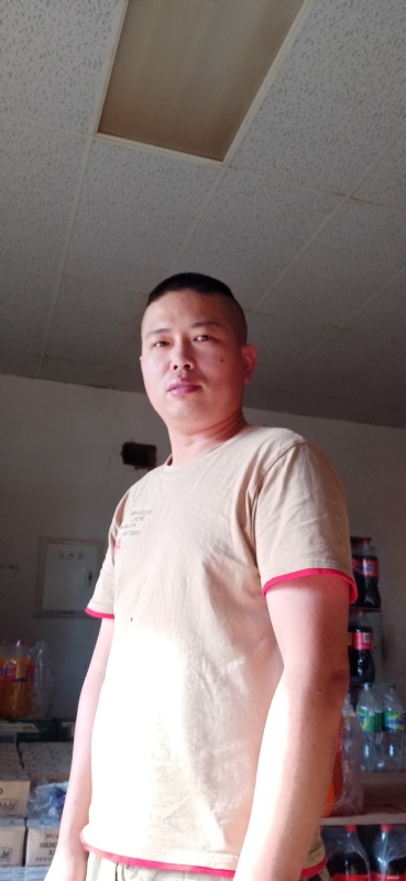 有心人的第三张照片--浦城婚介网