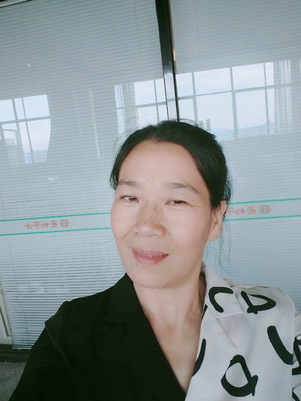 易莲的第一张照片--浦城婚介网