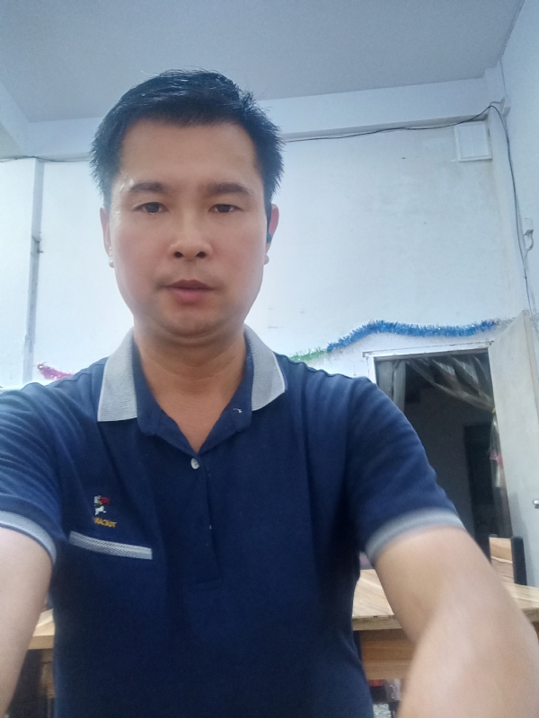 我是自强不息的第一张照片--浦城婚介网
