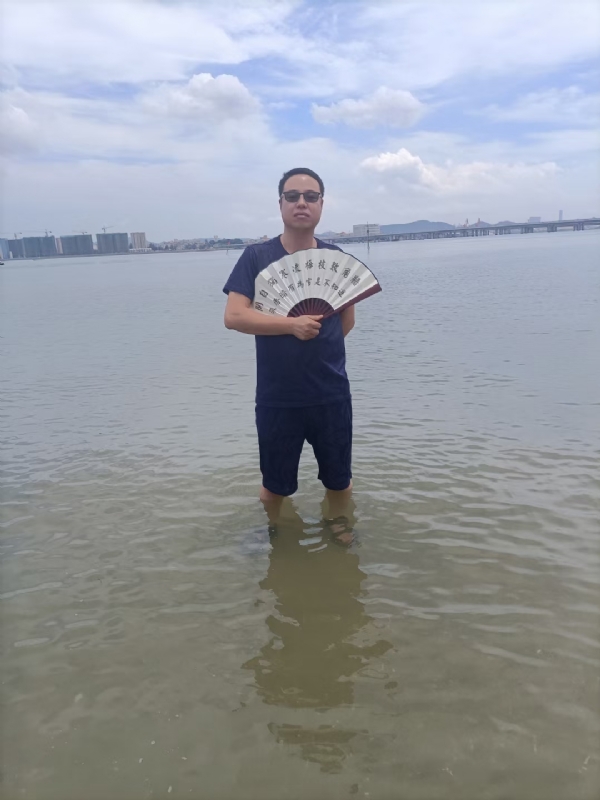 浪迹天涯的第一张照片--浦城婚介网