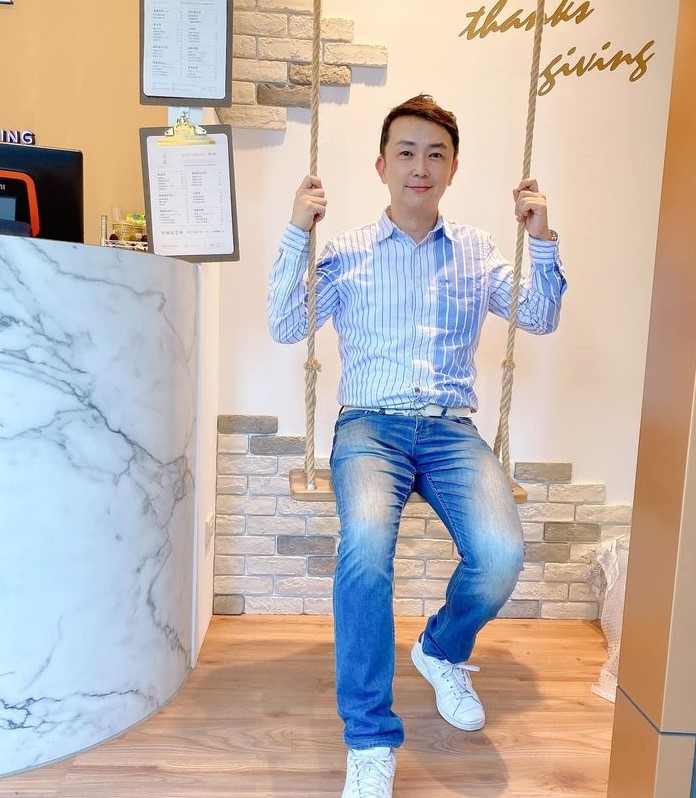 陈道明的第四张照片--浦城婚介网