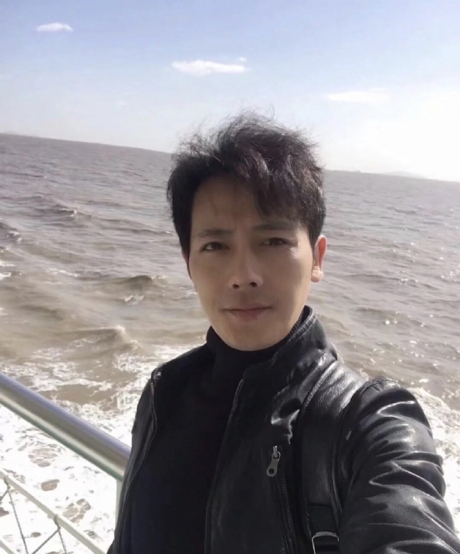 疯狂的小鱼的第一张照片--浦城婚介网