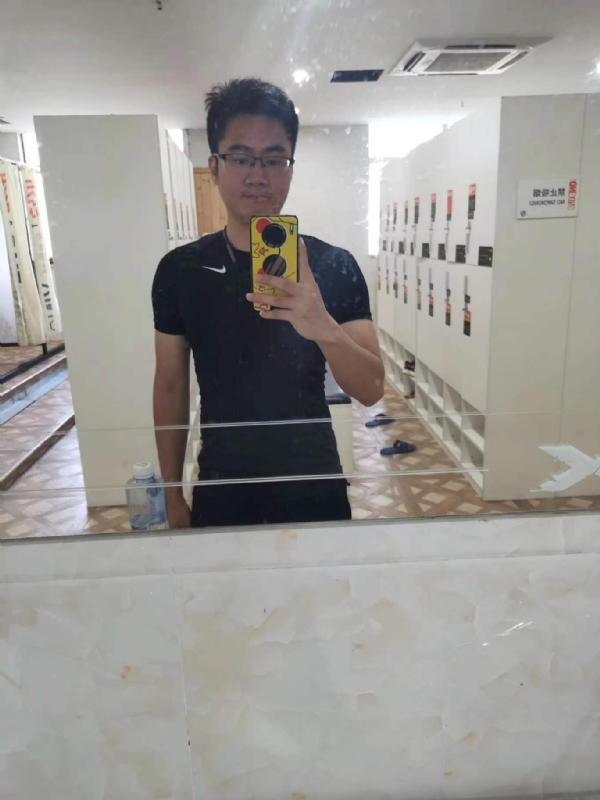 习惯发呆的第一张照片--浦城婚介网