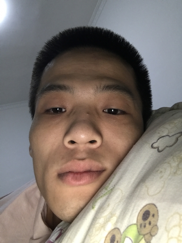 直男的第一张照片--浦城婚介网
