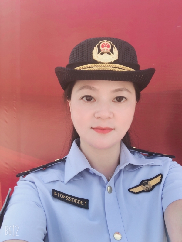 明明的第一张照片--浦城婚介网
