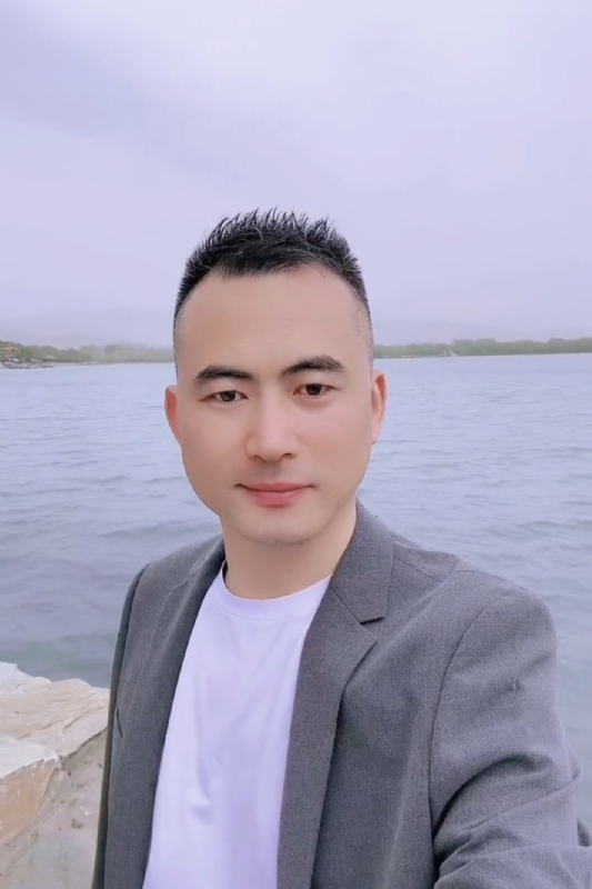 一往情深的第一张照片--浦城婚介网