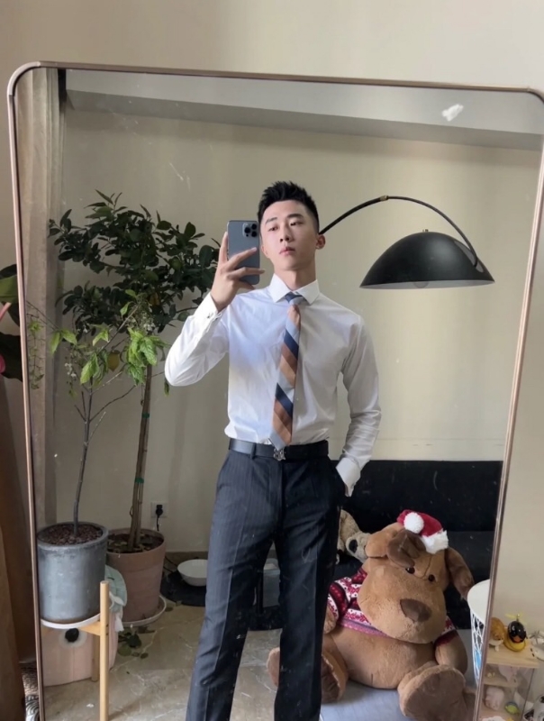 张浩的第一张照片--浦城婚介网