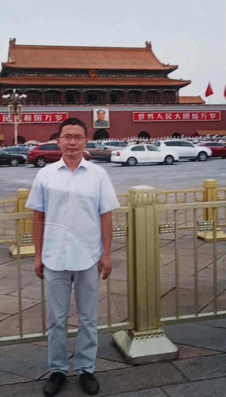 乔治的第一张照片--浦城婚介网