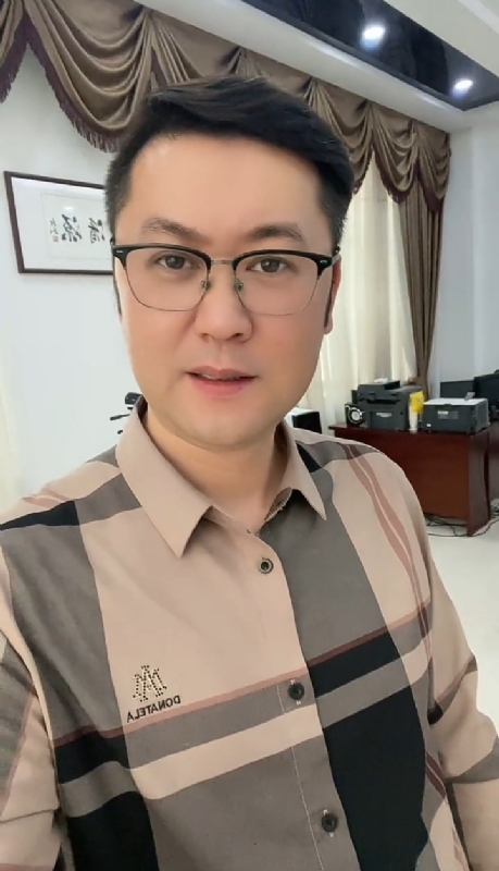 勤勉的第一张照片--浦城婚介网