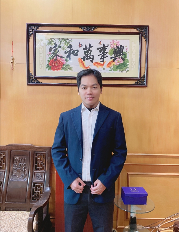 旭日春晖的第一张照片--浦城婚介网