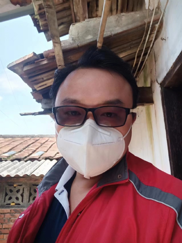 如影随形的第一张照片--浦城婚介网