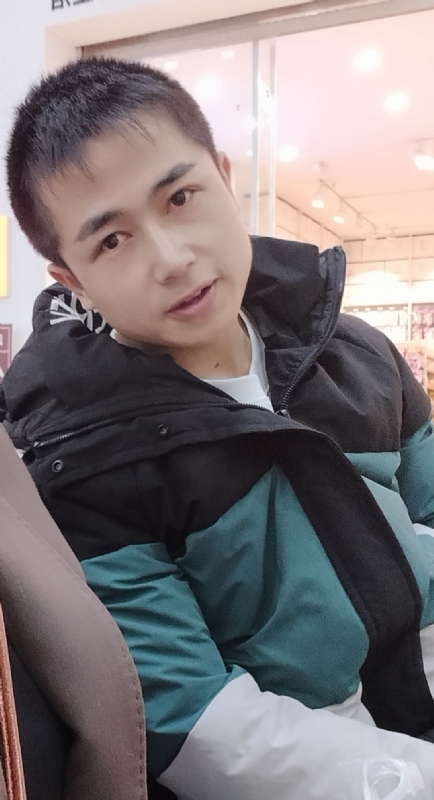 不骄不躁的第一张照片--浦城婚介网