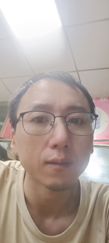 想胖的瘦子的第一张照片--浦城婚介网